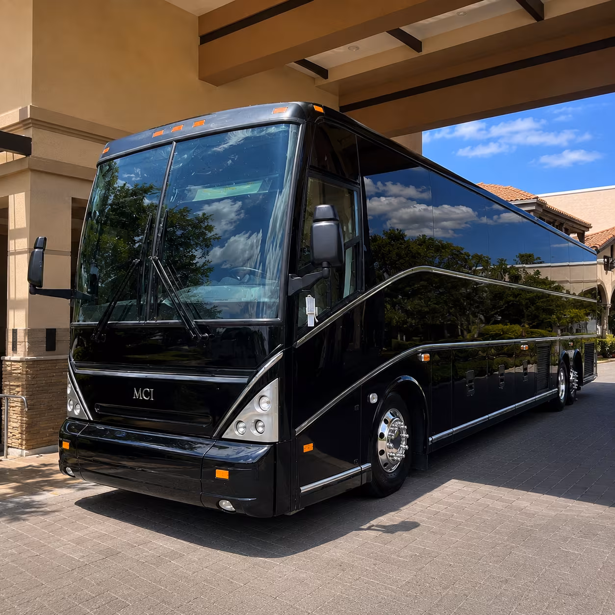 charter bus shuttle service for pittsburgh warehouse and plant groups