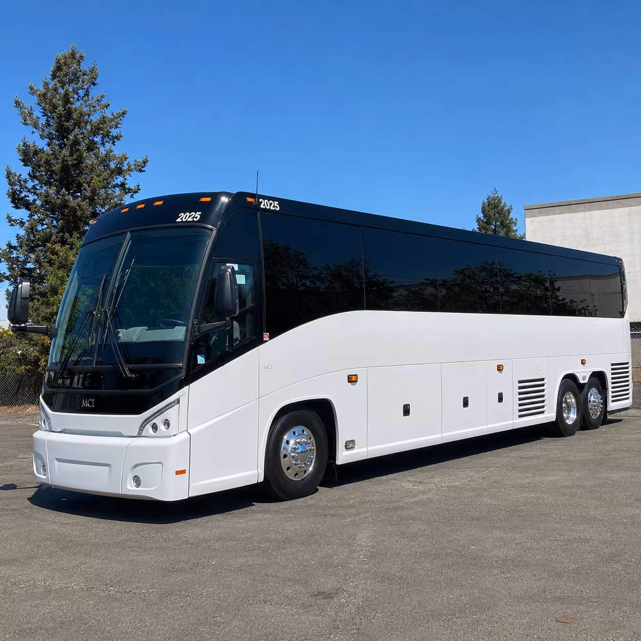 corporate group shuttle buses between pit and downtown pittsburgh
