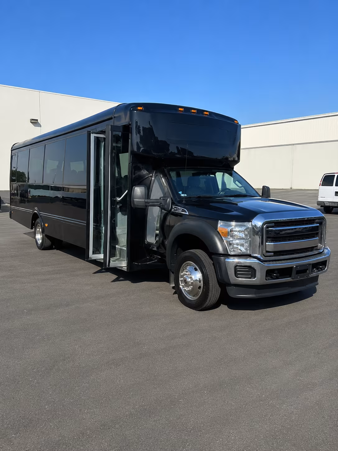 party buses to stage ae and north shore concert venues