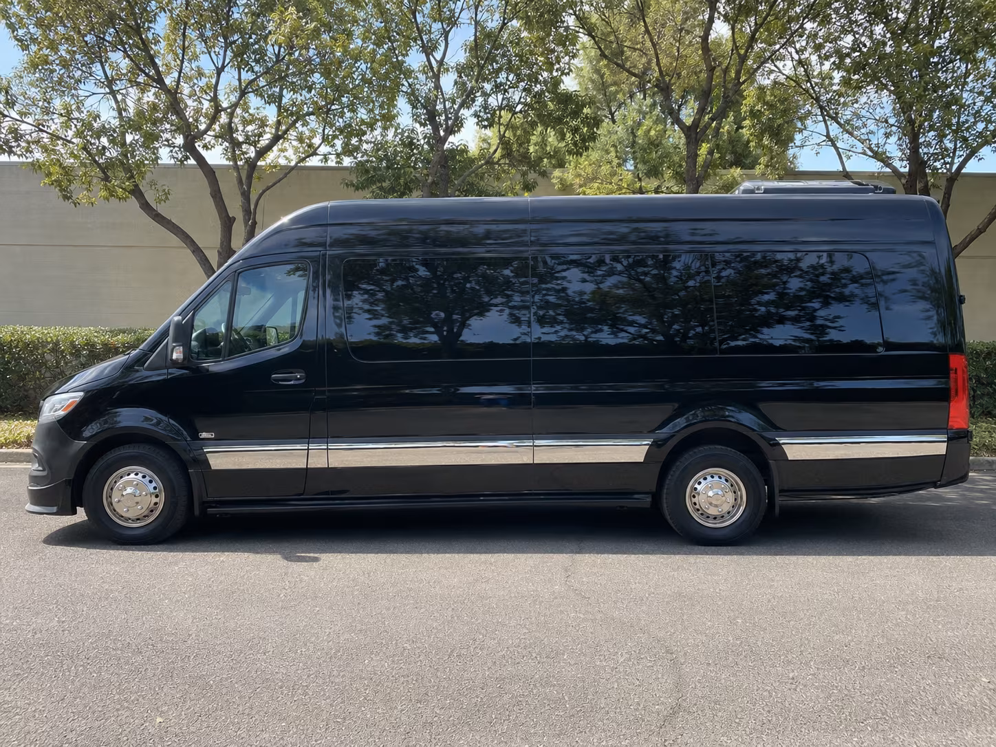 pittsburgh sporting event transportation onboard seating