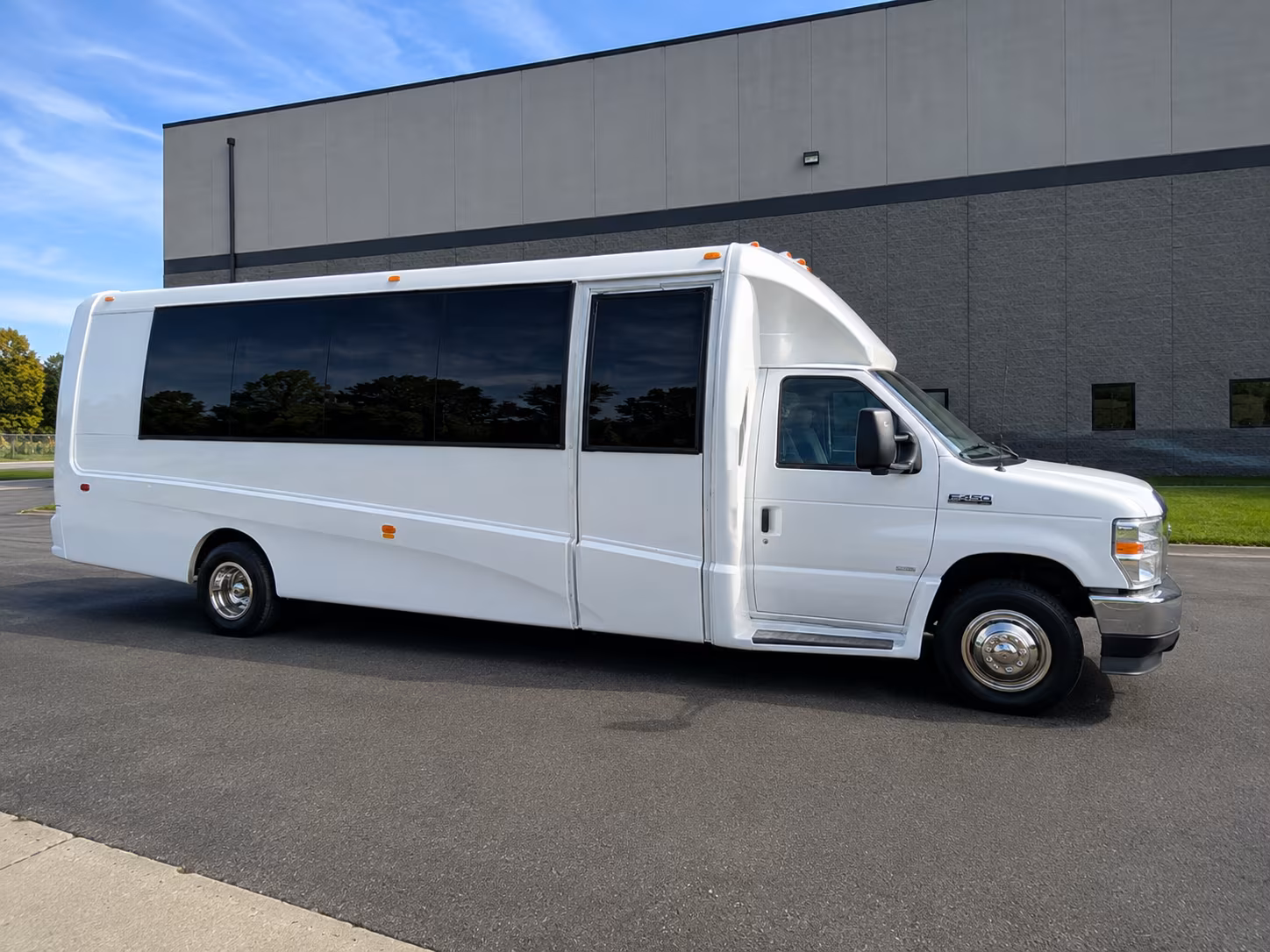 transportation buses for bands groups and performers in pittsburgh